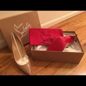 Christian Louboutin so kate size 39 never worn!!